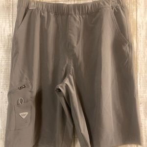 Columbia Woman Omni Shade Shorts XL